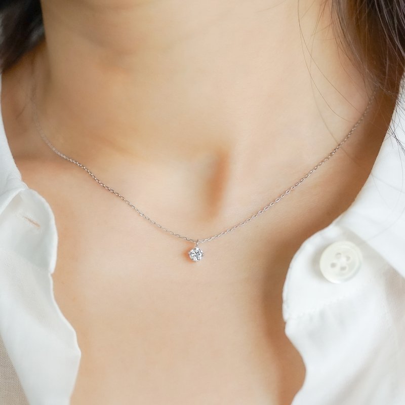 永恒经典 925纯银 简约四爪单钻项链 锁骨链 - 项链 - 纯银 银色