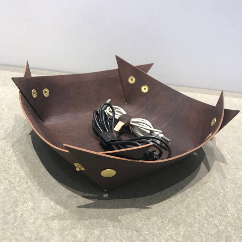 纯手工客制皮革收纳盒置物篮可两种变化 - 收纳用品 - 真皮 多色