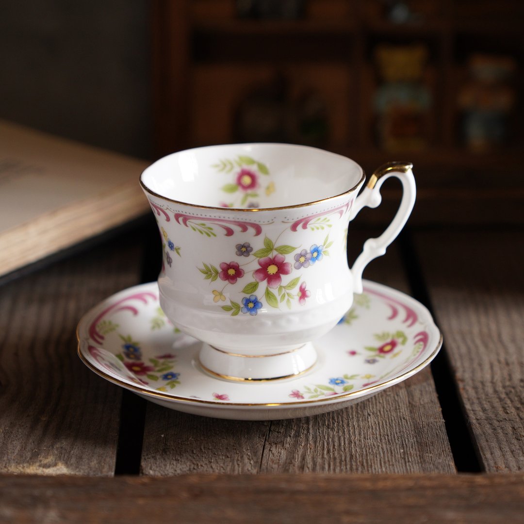 英国Royal Ascot夏日庆典细骨瓷茶杯组/咖啡杯/summer festival - 茶具/茶杯 - 瓷 多色