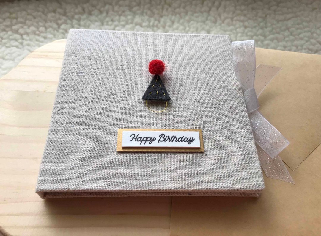 小小生日帽的祝福 |手工卡片 | 生日卡|Handmade Birthday card 深灰 - 卡片/明信片 - 其他材质 
