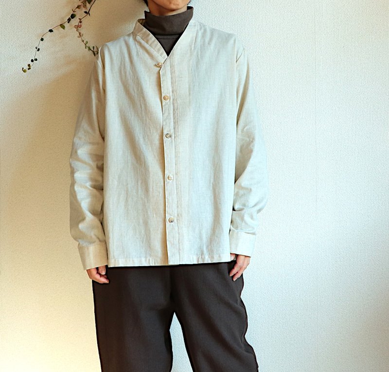 不对称色褶裥衬衫/自然色/亚麻混纺棉/长袖/男女通用 M - 中性连帽卫衣/T 恤 - 棉．麻 白色
