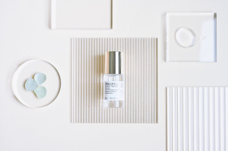 焕肤蜜肌青春油 | 养成完美底妆肌 - 精华液/安瓶 - 玻璃 