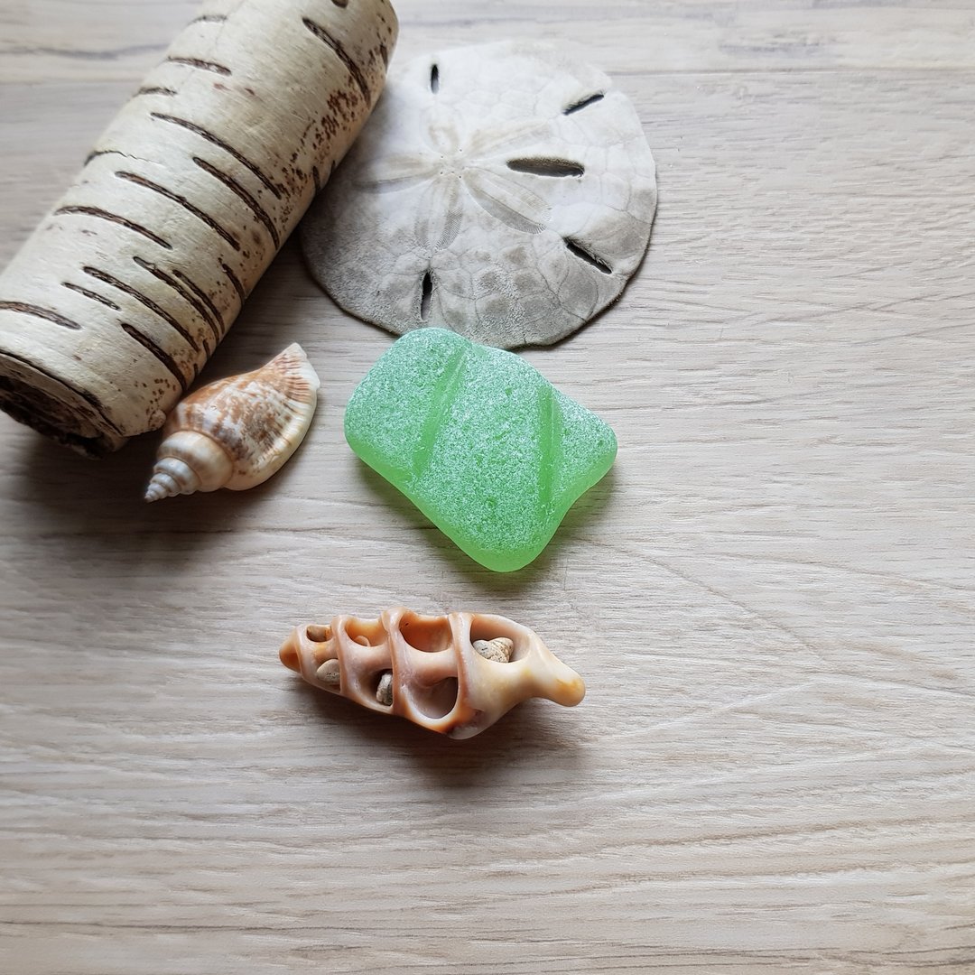 Large spring green sea glass. Genuine sea glass P104 - 其他 - 玻璃 绿色