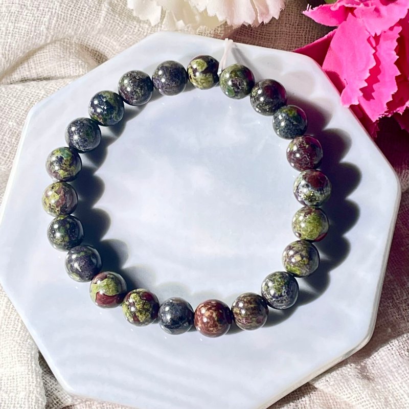 龙血石手链 勇气与活力的象征 勇气之石 强化行动力 事业运 财运 - 手链/手环 - 水晶 绿色