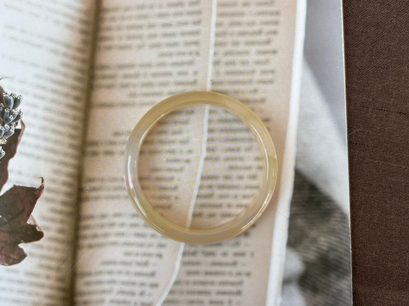 樱花玛瑙手镯(奶黄色) - 手链/手环 - 水晶 多色