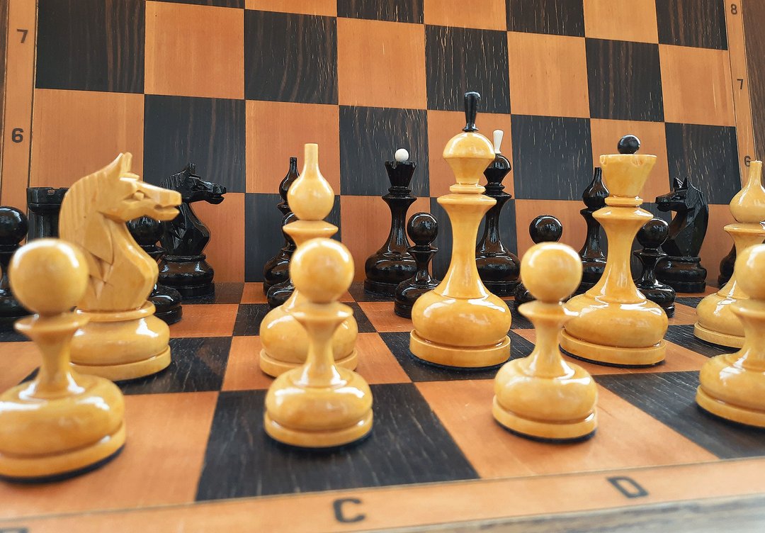 Wooden tournament Soviet chessmen set - weighted big GM2 Russian chess pieces - 桌游/玩具 - 木头 