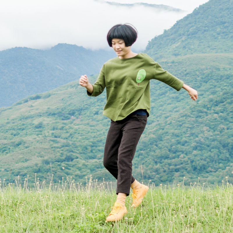 换季折扣品 / 莲雾树 / 附赠莲雾金属胸针一枚 / 纯棉七分袖上衣 - 女装上衣 - 棉．麻 绿色