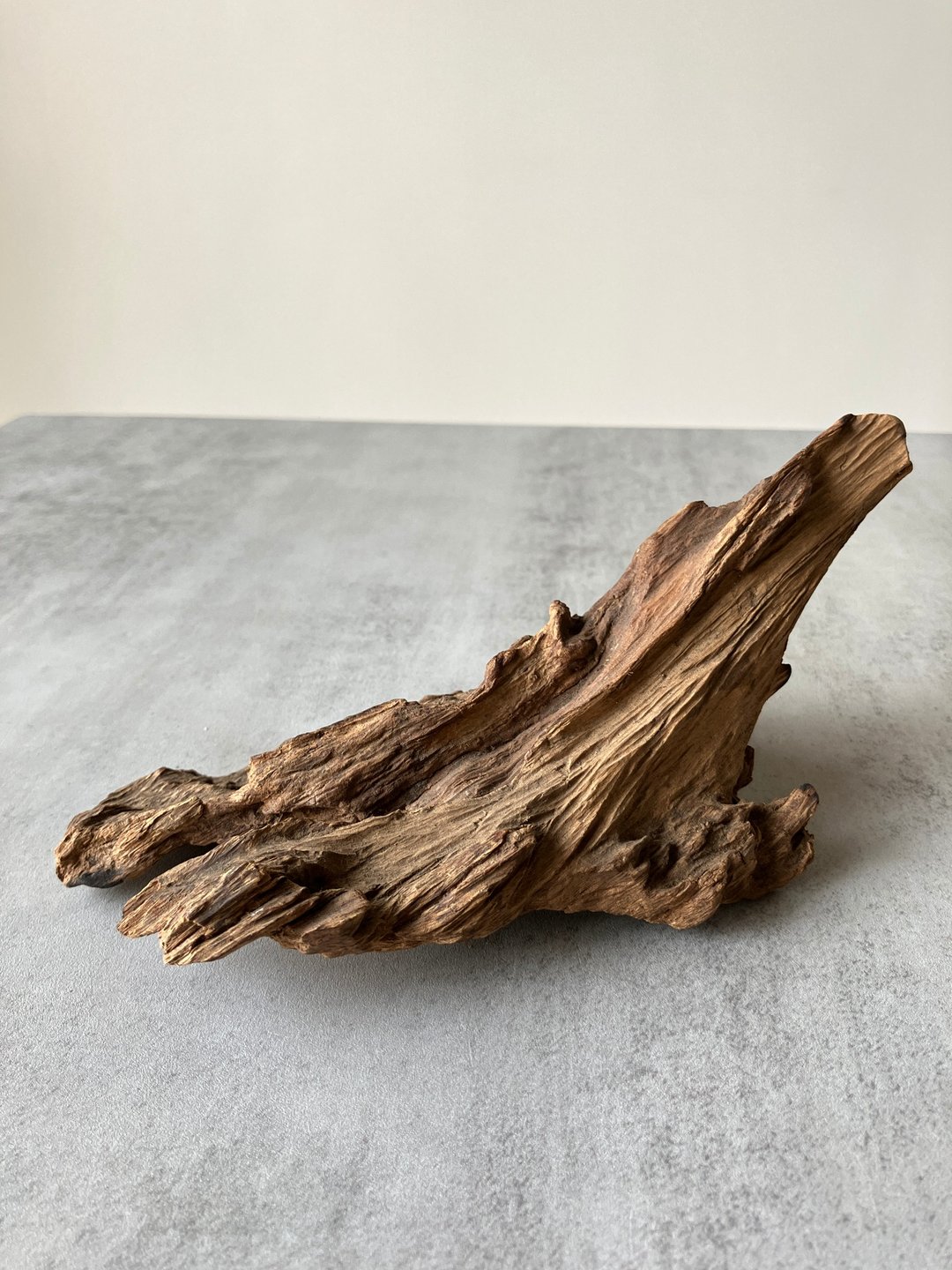 【重油款】野生西马沉香摆件 (125克) 送展示架 - 香薰/精油/线香 - 木头 