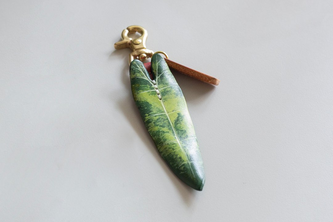 Philodendron Billietiae Variegated 斑叶橘梗蔓绿绒  皮革挂饰 - 钥匙链/钥匙包 - 真皮 绿色