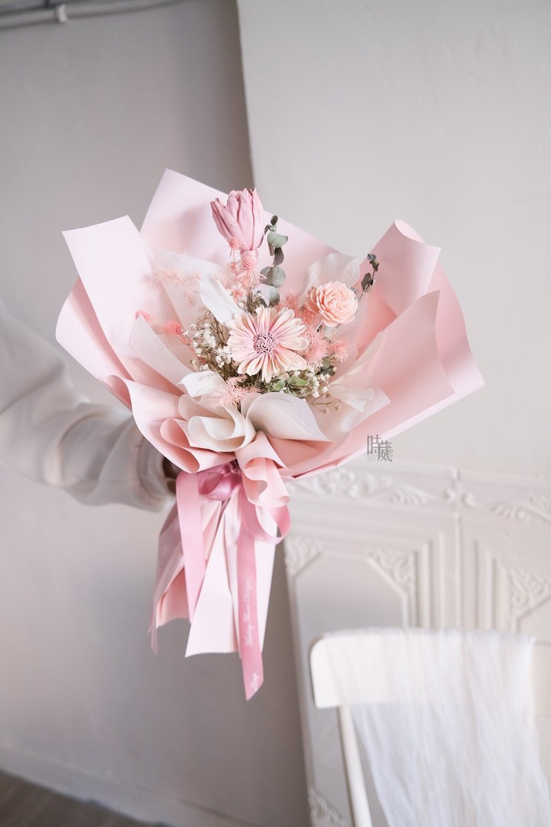 粉红佳人 干燥花花束 索拉花束 - 干燥花/捧花 - 植物．花 多色