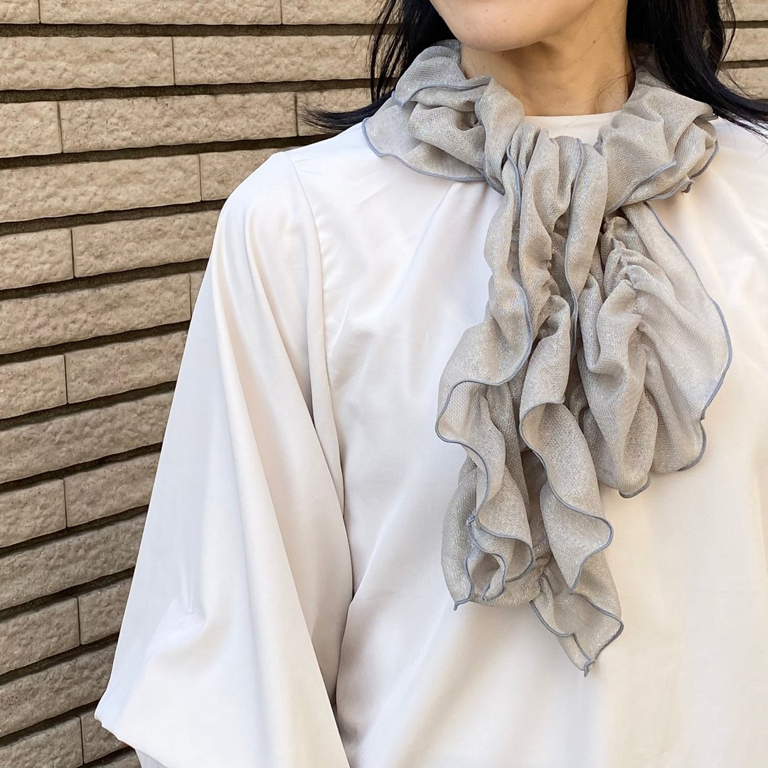 Ballett 闪耀金属丝抓皱围巾 灰色 日本制 外出 派对 婚礼 女士 保暖 防晒 - 丝巾 - 尼龙 灰色