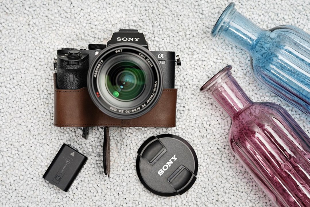 真皮开底底座手腕绳组 Sony A7II/A7S II/A7R II/A72/ A7S2/ A7R2 - 相机包/相机袋 - 真皮 多色