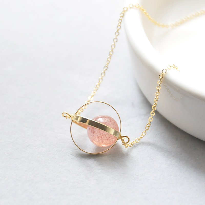 armei 金环。草莓晶。爱情星球。宇宙 项链 Golden Ring。Strawberry Crystal 。Love Planet。Galaxy Necklace - 颈链 - 其他金属 粉红色