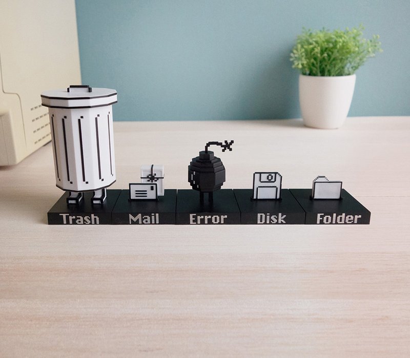 Trashbot & Friends 桌上小摆设套装 - 摆饰 - 塑料 白色