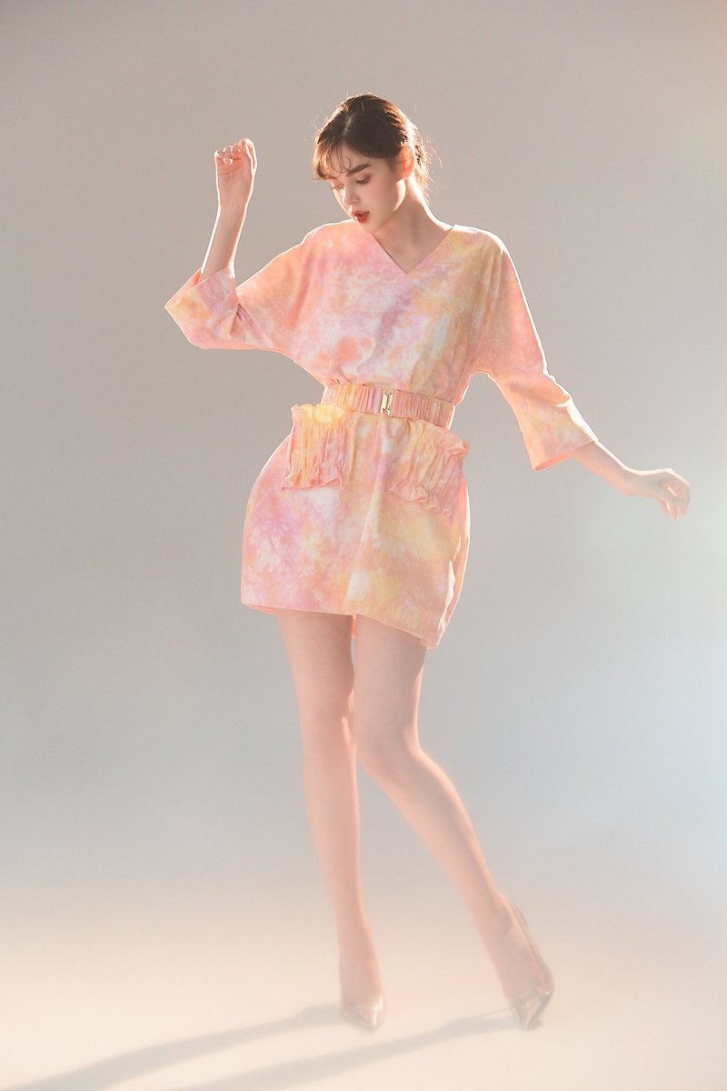 【C ME限量手感工艺洋装】凡尔赛之花宽袖洋装 - 洋装/连衣裙 - 棉．麻 