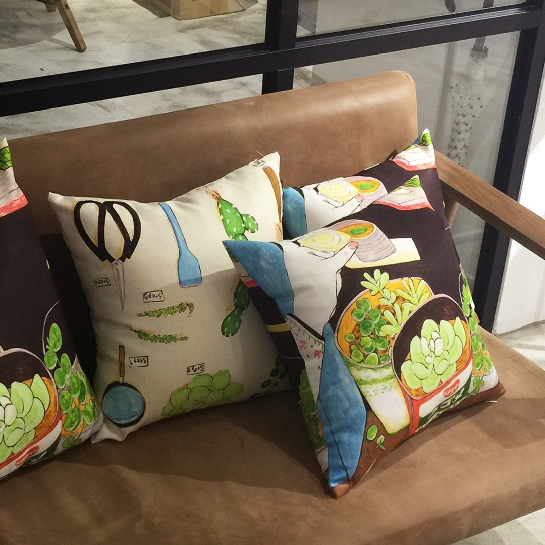 日曜日02-用多肉植物造一个自己的阳台A -家饰Home Decor 抱枕 居家布置 摆设 室内设计 车枕 午休枕 礼物-裴小马Pony Pei - 枕头/抱枕 - 聚酯纤维 多色