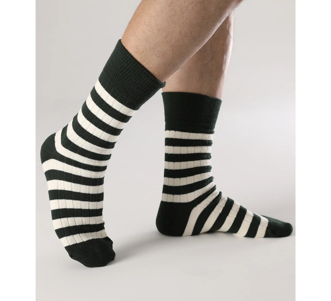 NON STOCK 条纹纯棉中筒袜 厚实舒适 Retro Striped Cotton Socks - 袜子 - 其他材质 多色