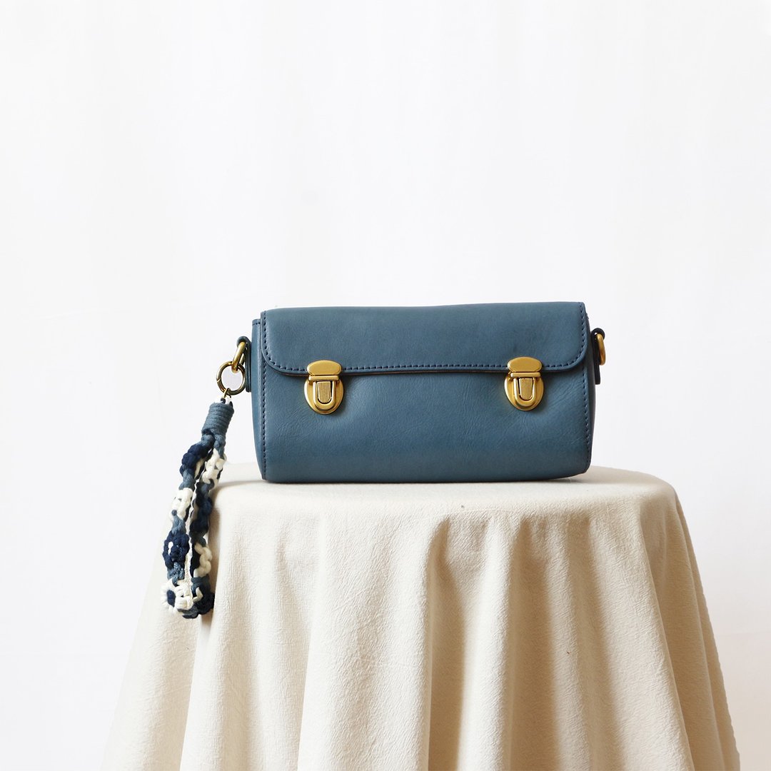 2way cowhide shoulder bag pochette bag - 侧背包/斜挎包 - 真皮 多色