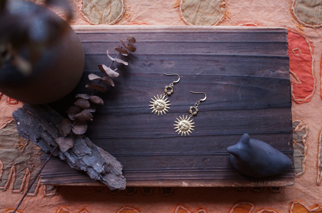 【太阳神】黄铜耳环 Apollo Earrings - 耳环/耳夹 - 铜/黄铜 金色