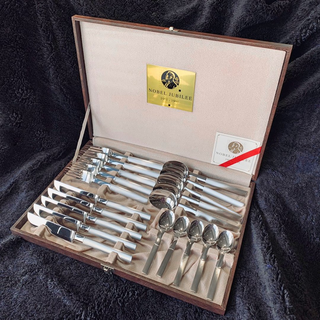 Nobel Design Cutlery Set 诺贝尔奖创立90周年不锈钢纪念餐具组 - 餐刀/叉/匙组合 - 其他金属 银色