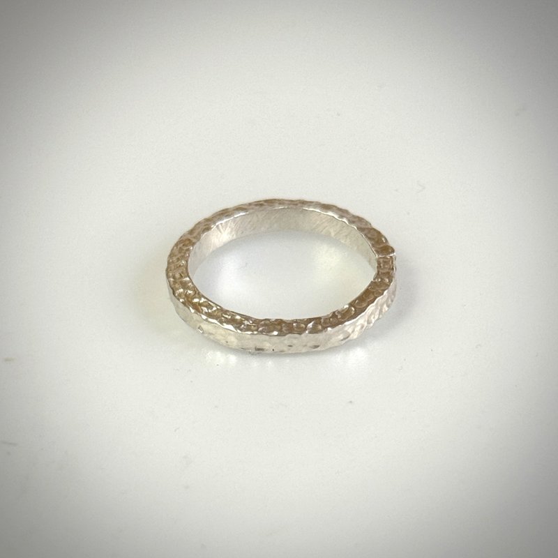 925纯银 厚实纹理戒指 - 戒指 - 纯银 