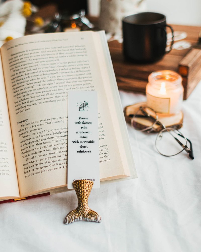 Glossy Nymph bookmark from authentic MYBOOKMARK - 书签 - 塑料 金色