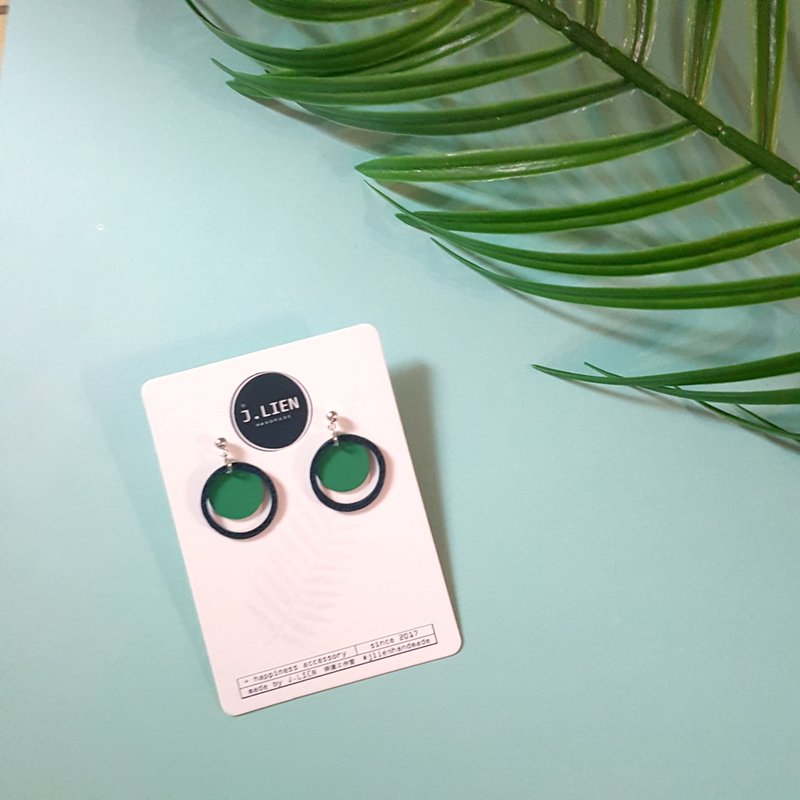 小绿眼 耳针/耳夹 手工耳环 韩国直送 - 耳环/耳夹 - 其他金属 绿色