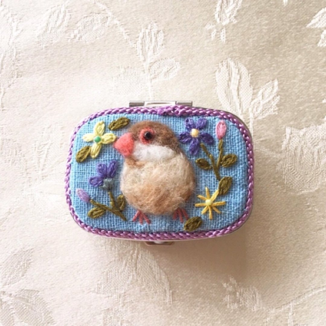 pill case of  java sparrow - 化妆包/杂物包 - 棉．麻 蓝色