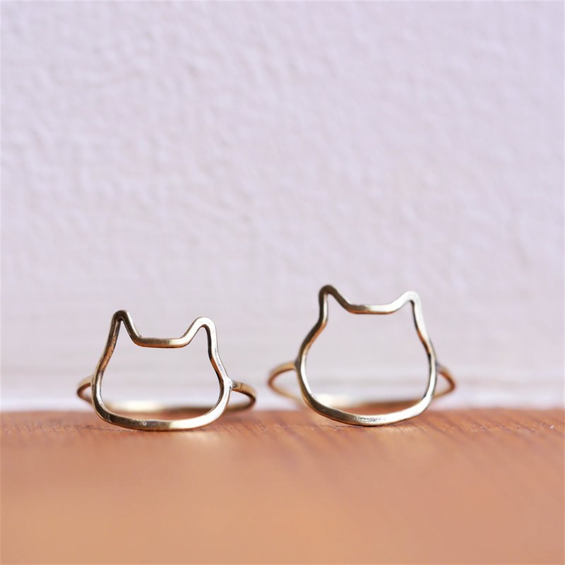 BRASS 纤细猫咪戒指 订制生产 - 戒指 - 铜/黄铜 金色