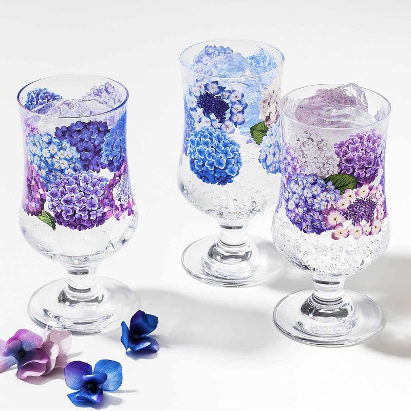 【YOU+MORE!】绣球花纹高脚玻璃杯 - 玻璃杯 - 玻璃 