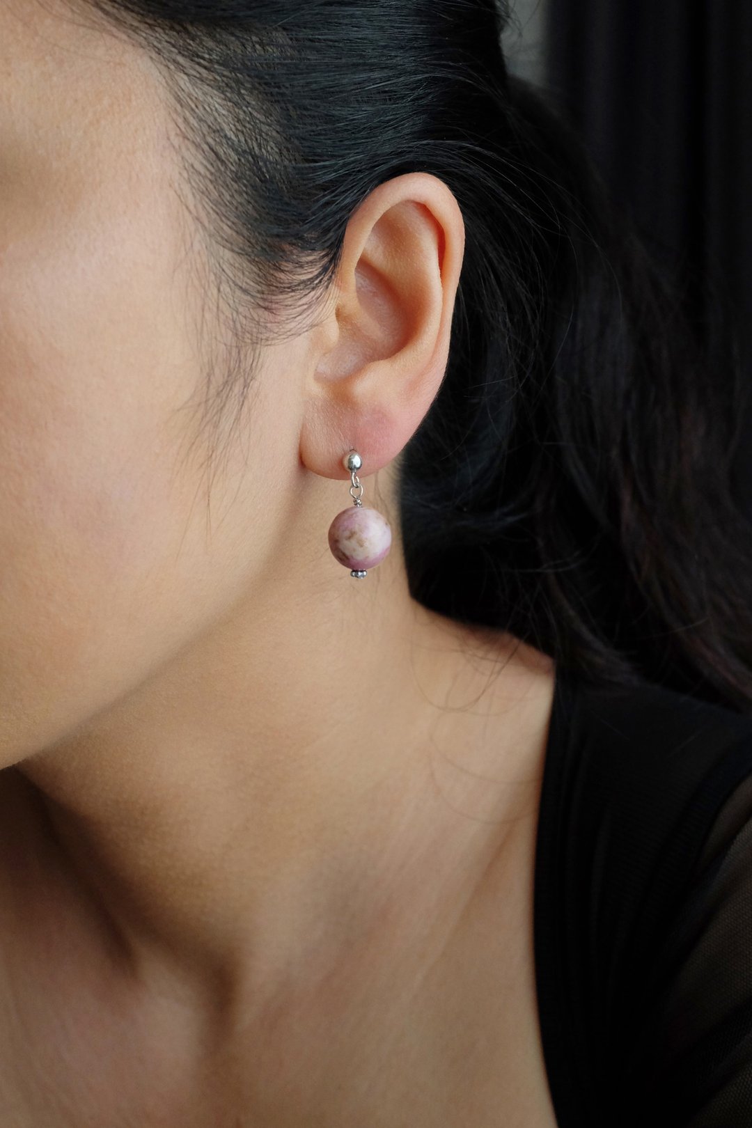Natural Rhodonite Bead with Silver Stud Earring - 耳环/耳夹 - 宝石 