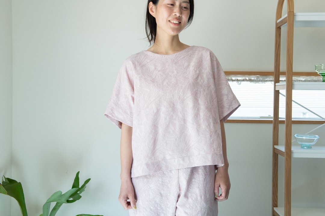 提花织后松紧设计衬衫【有机棉/芍药实染】 - 女装上衣 - 棉 粉红色