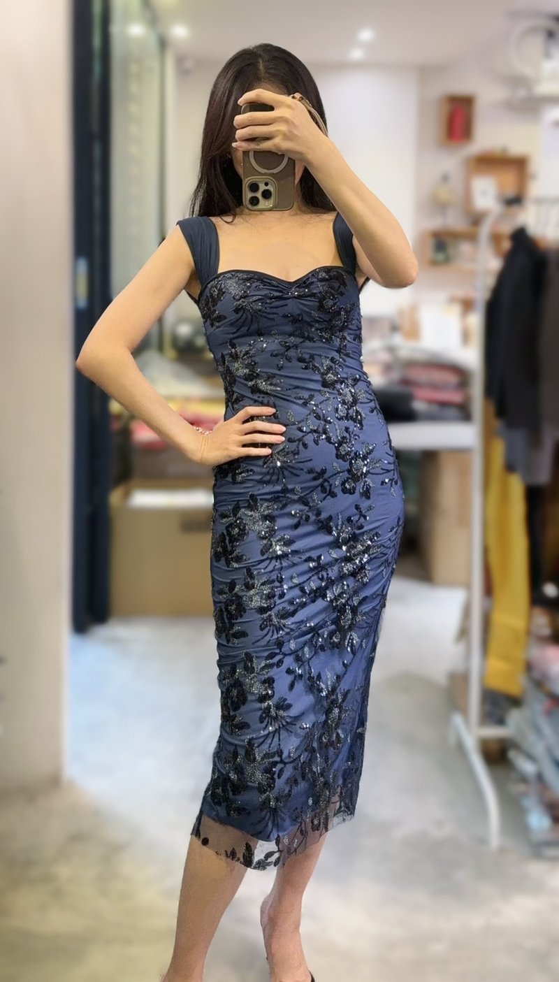 订制系列 - 后绑带刺绣蕾丝修身洋装 - 晚装/礼服 - 其他材质 