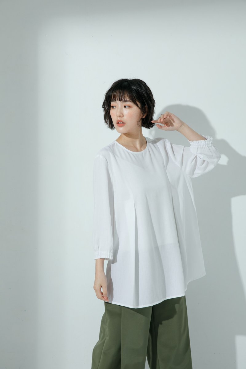 春光散策长袖长版上衣-珊瑚小径 - 女装上衣 - 其他人造纤维 白色