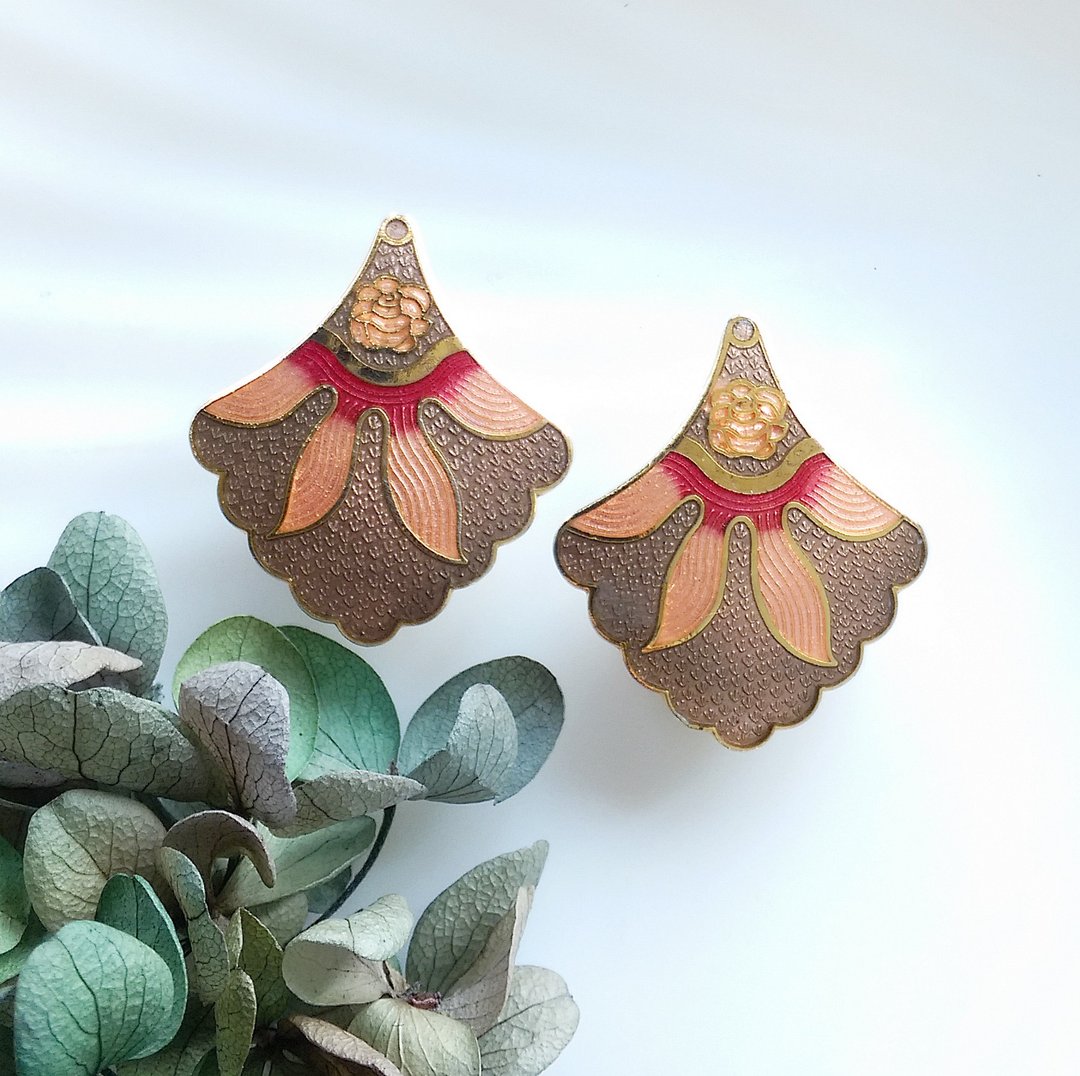 Vintage Jewelry 西洋古董饰品 景泰蓝 花形波浪 针式耳环 - 耳环/耳夹 - 其他金属 金色