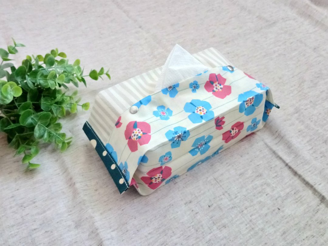 【ITS/ 桌上型面纸套】花雨x先染条纹.白 (可另加购万用牛皮挂绳) - 纸巾盒 - 棉．麻 蓝色