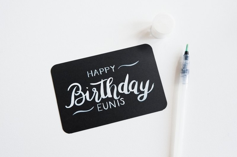 客制化 全手绘原稿 英文书法明信片 生日卡 - 卡片/明信片 - 纸 黑色