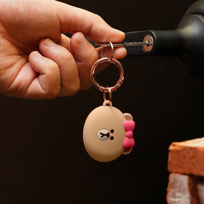 AirTag LINE好友保护套(钥匙扣)-熊美 AirTag宠物 AirTag保护壳 - 数码小物 - 硅胶 咖啡色