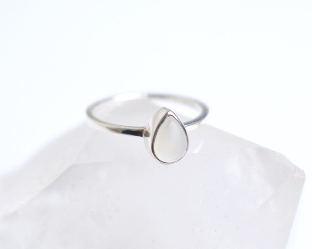 Moonstone simple Silver 925 ring - 戒指 - 纯银 白色