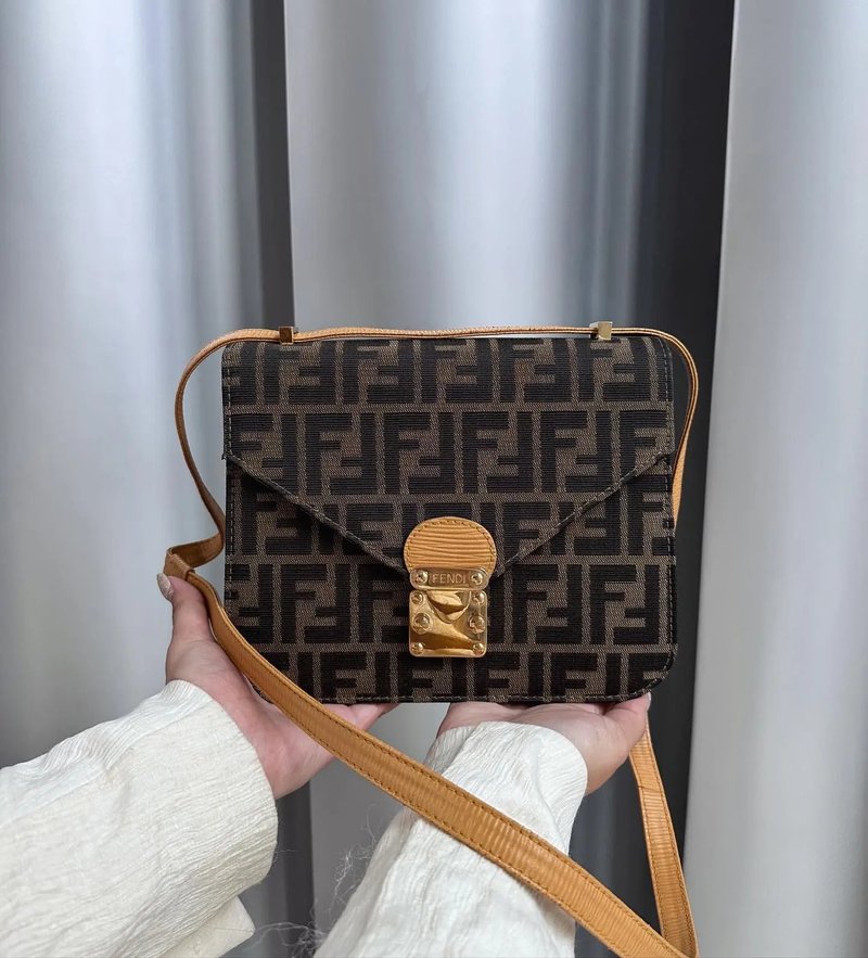 中古包 Fendi芬迪 constance 康康包 - 手提包/手提袋 - 其他材质 咖啡色