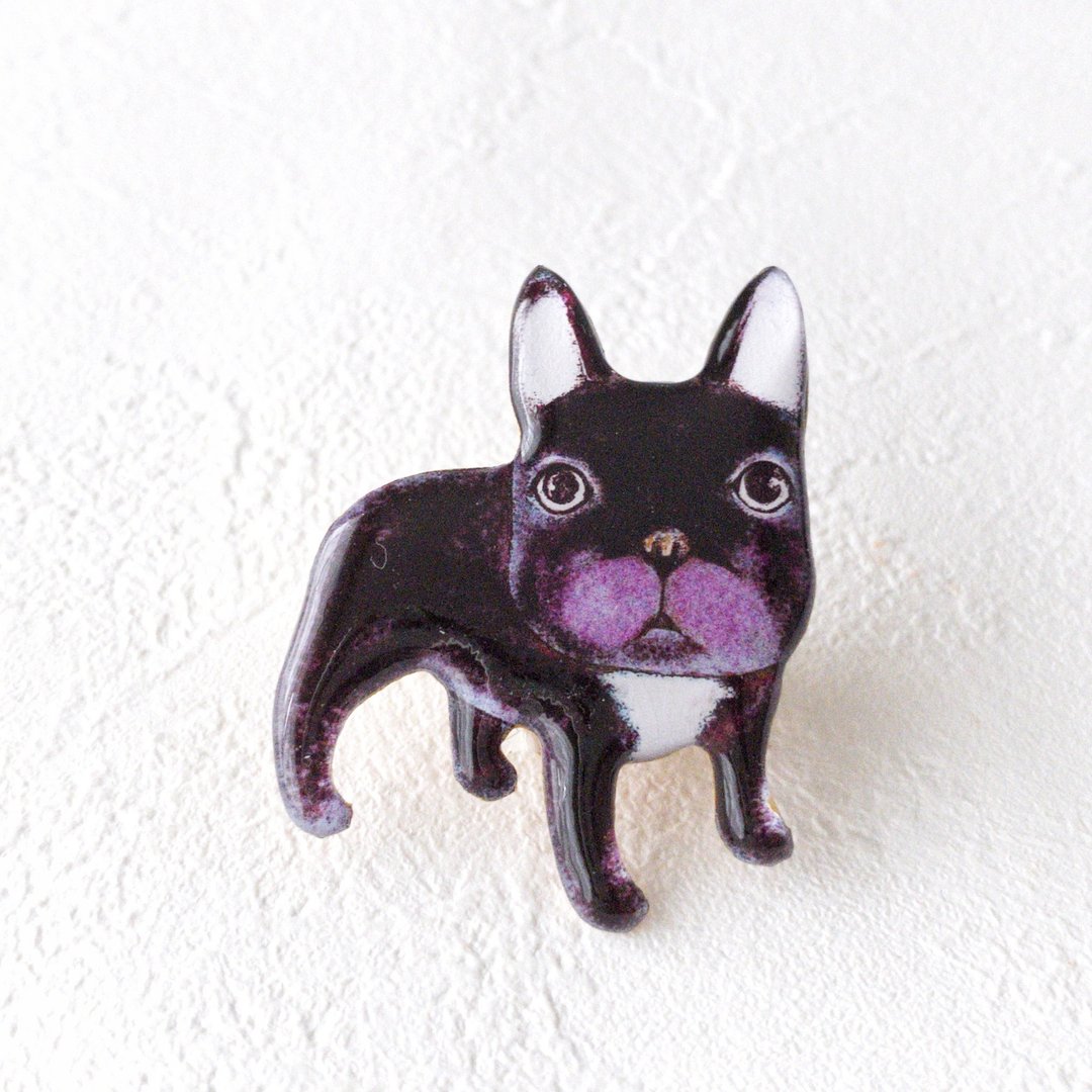 French bull brooch - 胸针 - 树脂 