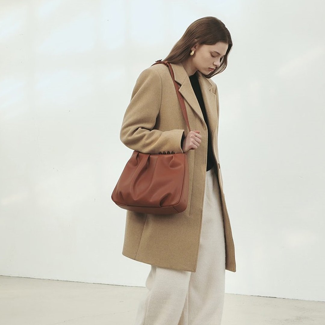 韓國製 MUR Bonnet Bag Vegan Leather 包包 (Brown) - 侧背包/斜挎包 - 环保材料 