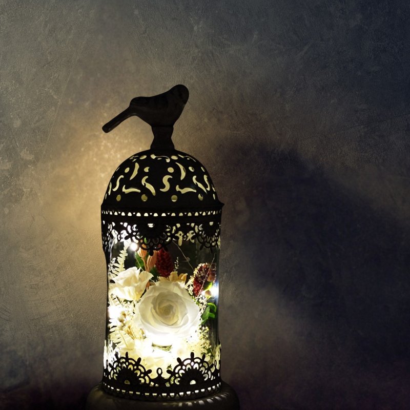 永生花烛台摆设 - 复兴时代 (月白)(小) - 干燥花/捧花 - 植物．花 白色