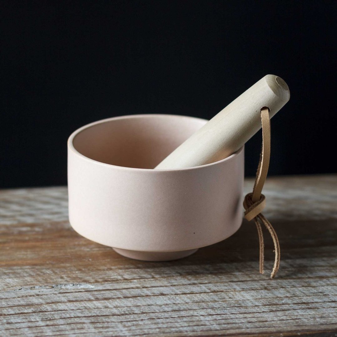 日本美浓烧粉色抹茶碗 抹茶拿铁碗 配木质搅拌棒 Yamatsu 职人手 - 茶具/茶杯 - 陶 粉红色