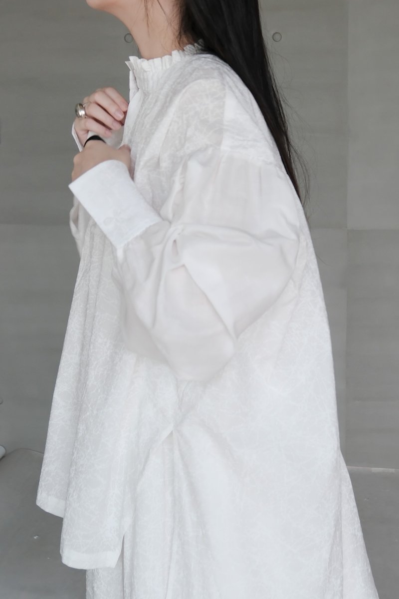 泼墨棉与亚麻拼接米白衬衫 - 女装上衣 - 棉．麻 