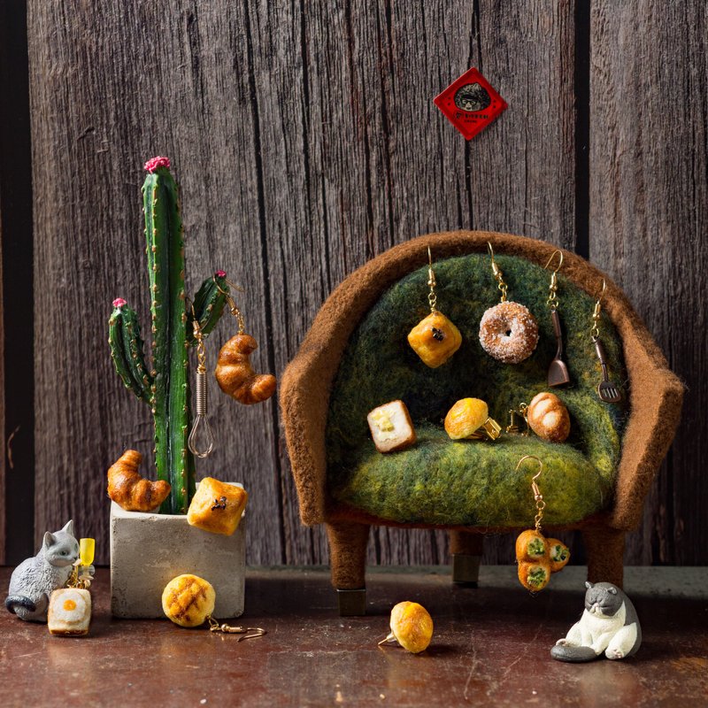 拟真羊毛毡面包-夹式耳勾 - 耳环/耳夹 - 羊毛 橘色