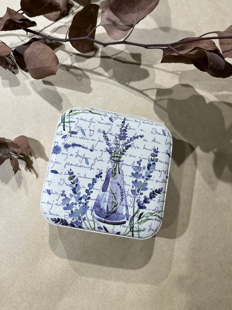 随身首饰盒 小款 饰品 珠宝 戒指 耳环 收纳 蝶古巴特 纸艺拼贴 - 其他 - 聚酯纤维 紫色