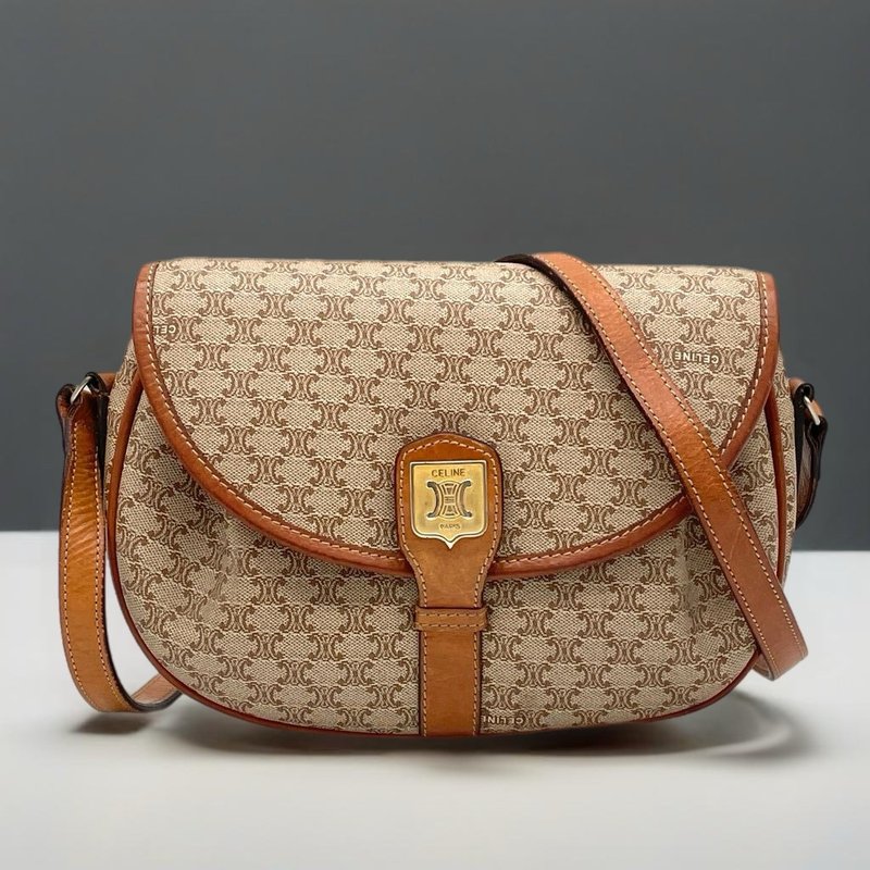 【特选货品】Celine米啡色老花饺子皮革单肩包侧背包斜孭包背小包 - 侧背包/斜挎包 - 真皮 咖啡色