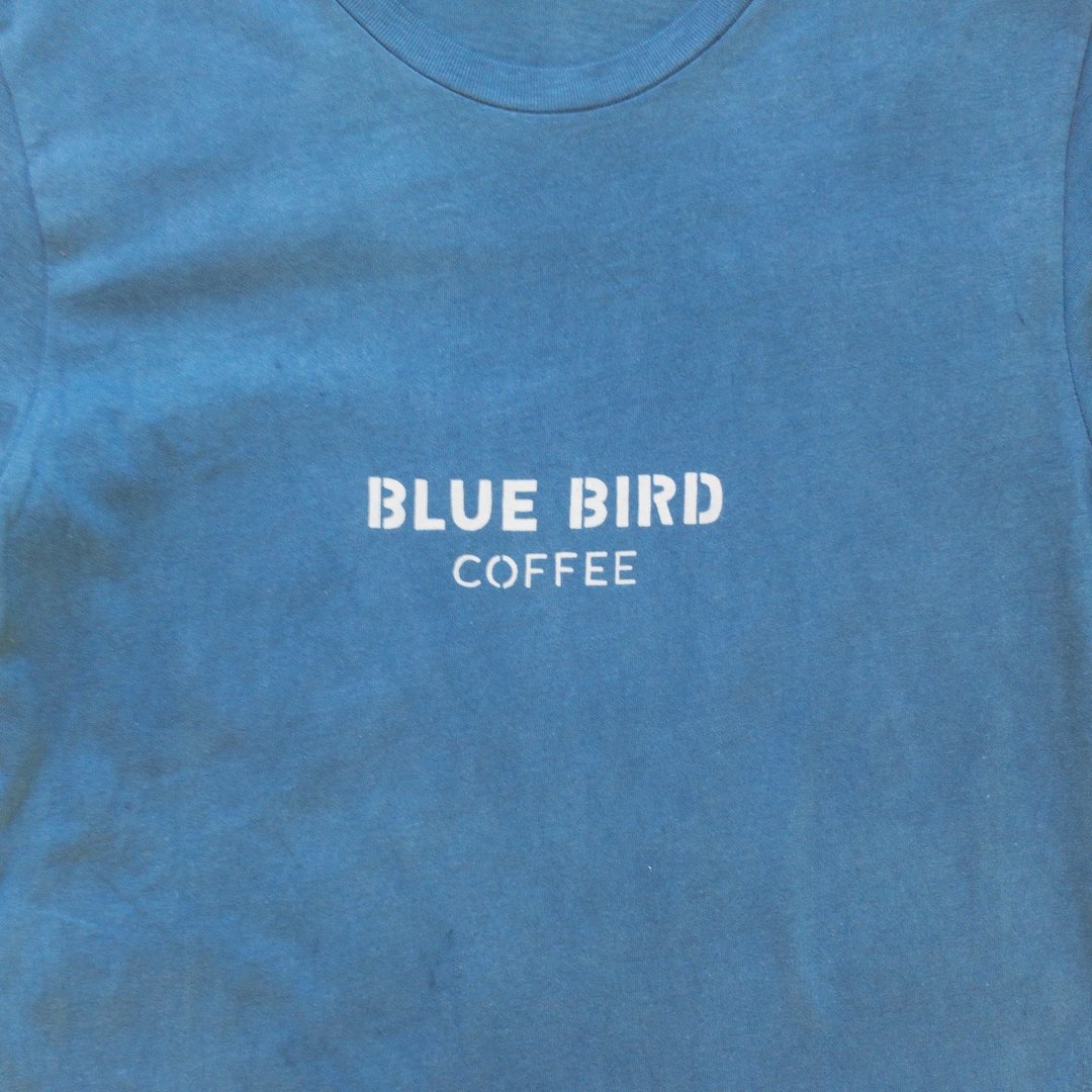 扎染有机棉 - BLUE BIRD COFFEE TEE - 中性连帽卫衣/T 恤 - 棉 蓝色