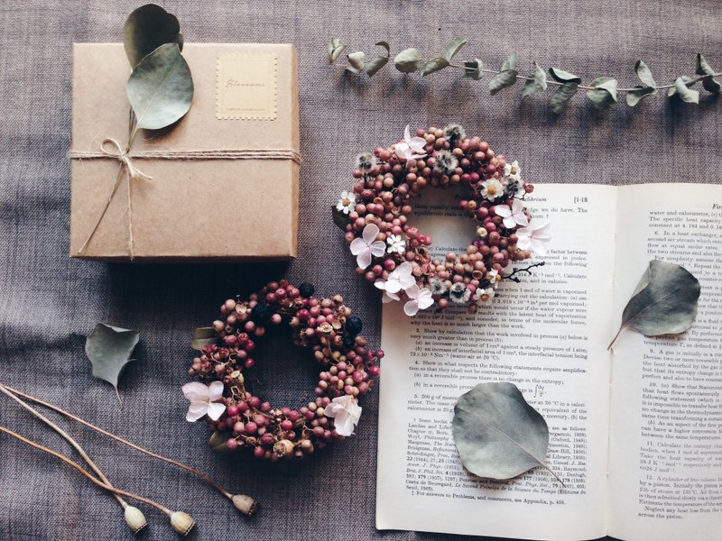【胡椒果小花圈】干燥花.永生花.不凋花.婚礼布置 - 摆饰 - 植物．花 粉红色